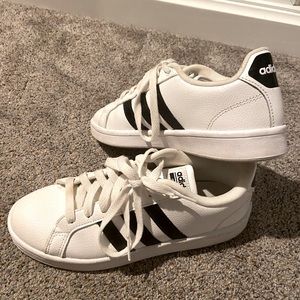 Barely worn, Sz 7 Womens Cloudfoam by Adidas